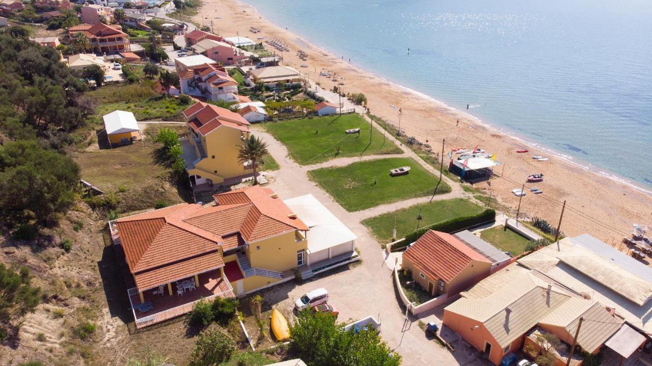 Отель Elias & Vasili House Агиос-Георгиос-Пагон Экстерьер фото